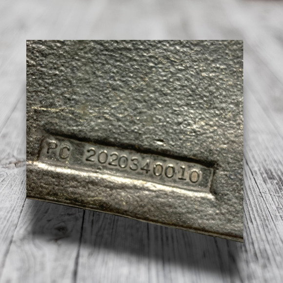 Vintage Ford Motor Company Model T Detroit Automobile Belt Buckle - Picture 3 of 4